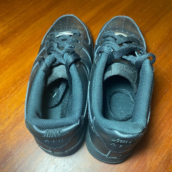 Nike Air Force 1 Low - Picture 4 of 4